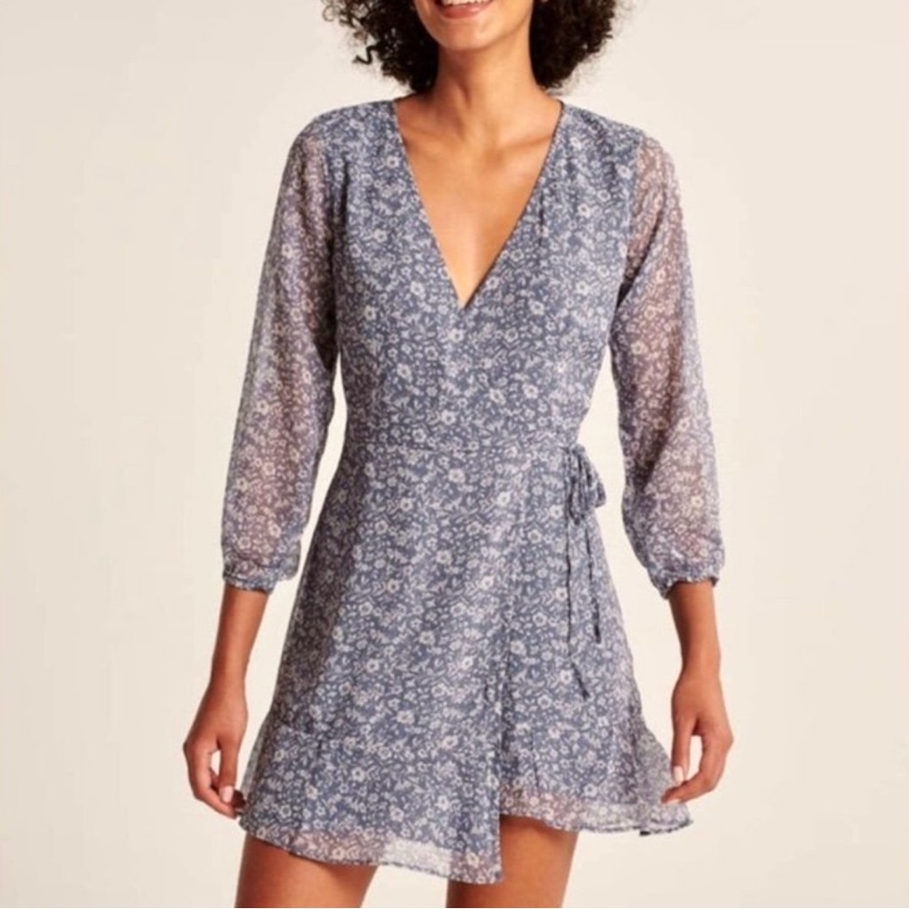 Abercrombie & Fitch Chiffon Wrap Floral Mini Dress